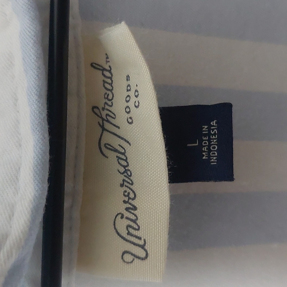 Universal Thread Stripped Button Down - image 3